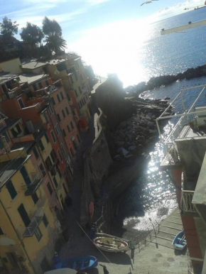 House by the sea Riomaggiore